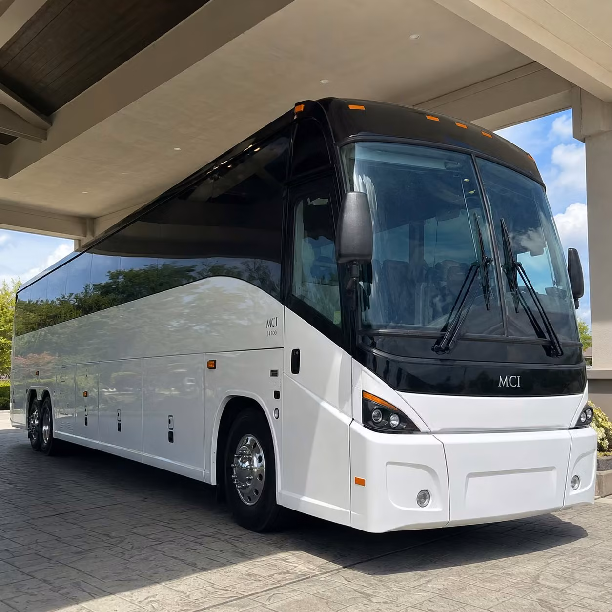 a charter bus for hockey fans headed to dickies arena in fort worth