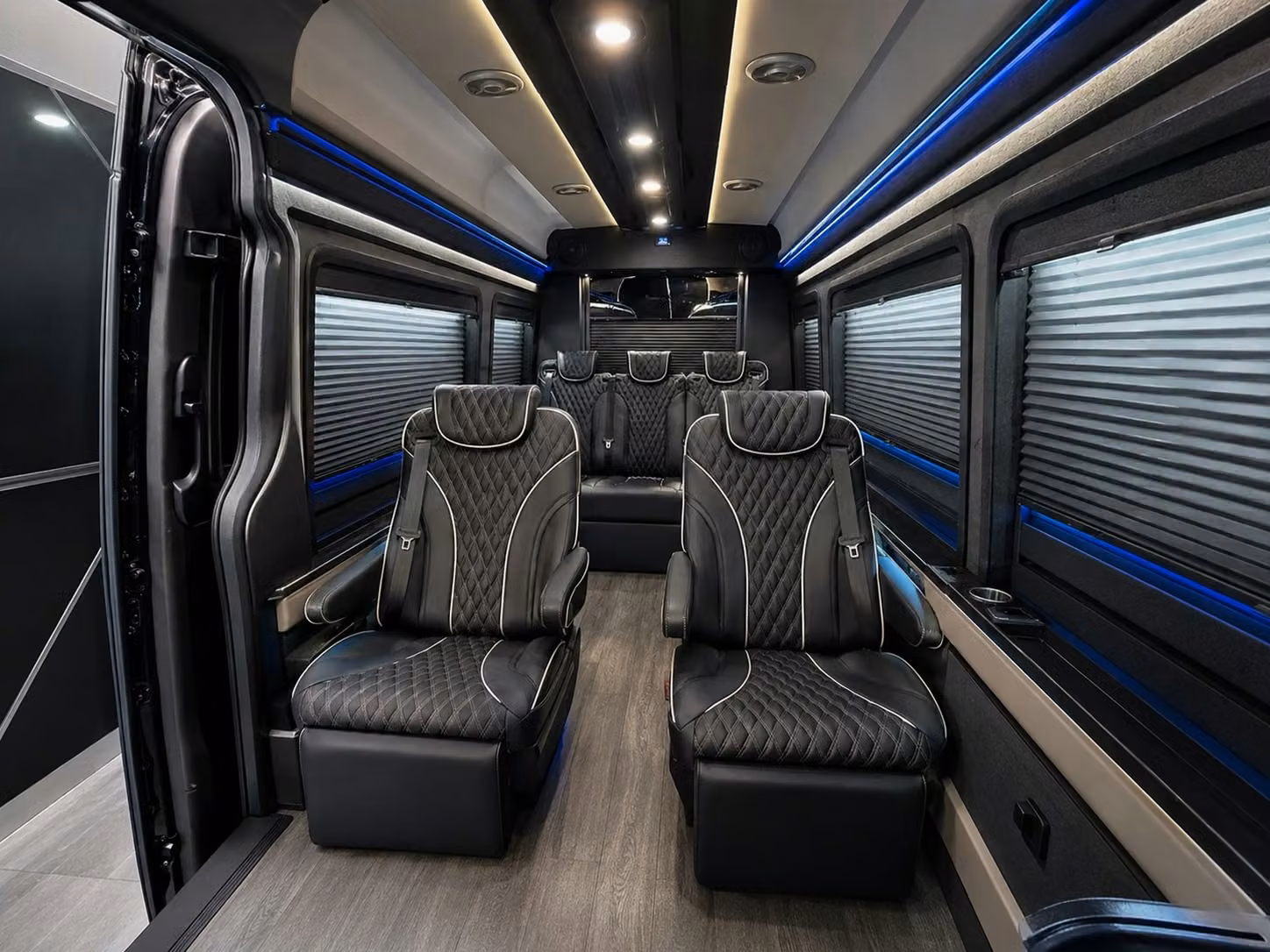 let charterbusrentalirving com handle corporate airport shuttles for irving s las colinas business district